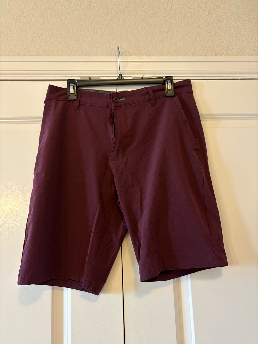 burnside Men's Flat Front Chino Shorts - Burgundy
